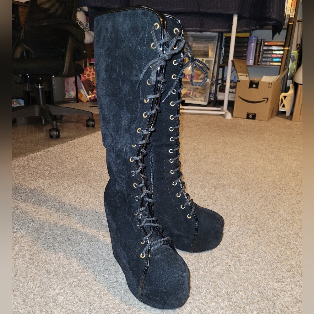 Lace-up Platform Boots